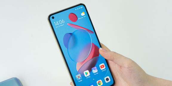 Xiaomi прекратила поддержку 4 популярных смартфонов