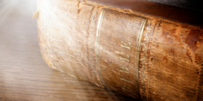 Историки с помощью ультрафиолета обнаружили скрытую главу Библии