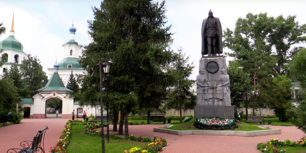 Достопримечательности Иркутска: памятник адмиралу Колчаку, Иркутск