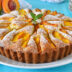 Творожный пирог с персиками в духовке: рецепт