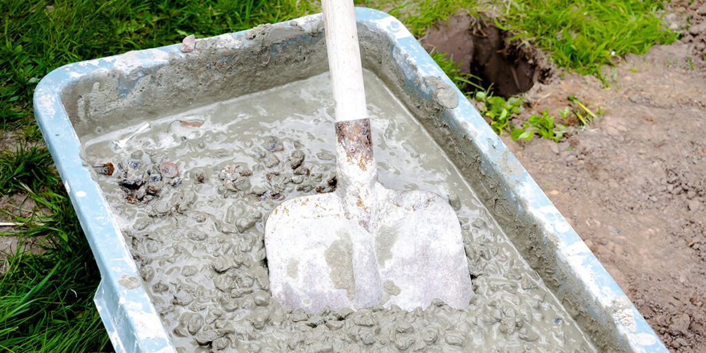 Как сделать бетон в корыте