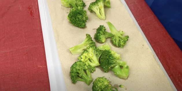 Как заморозить брокколи на зиму правильно: просушите капусту