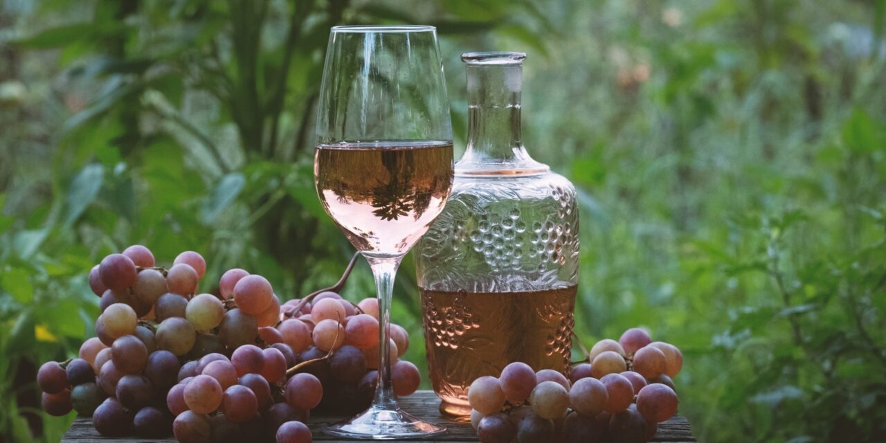Виноградное вино на дрожжах