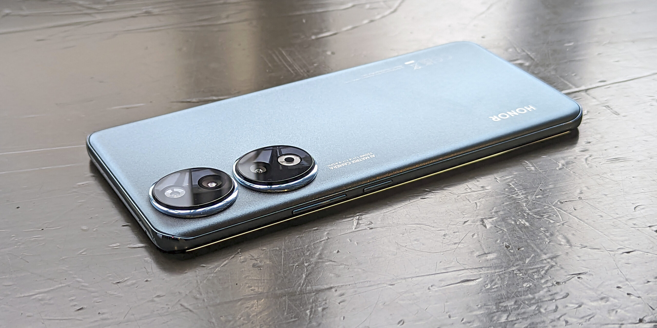 Обзор Honor 90 — недорогого смартфона с флагманским дисплеем и камерой на 200 Мп