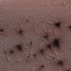 Орбитальный аппарат NASA нашёл на Марсе скопление жутких «пауков»