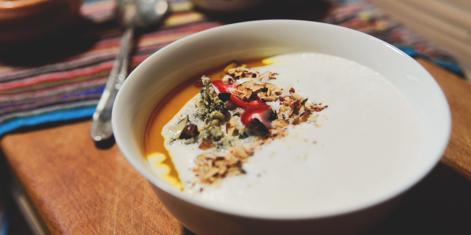 Суп тыквенно-томатный с голубым сыром