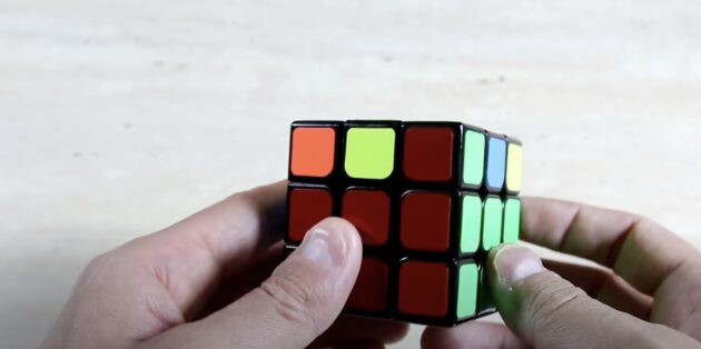 Как собрать кубик Рубика: расставьте все рёбра по местам