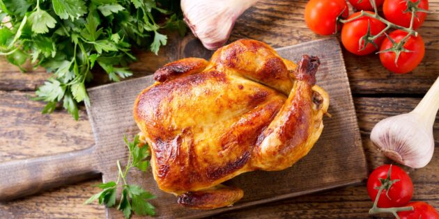 Вторые блюда из курицы на Новый год — 2024: Курица, запечённая в медовой глазури