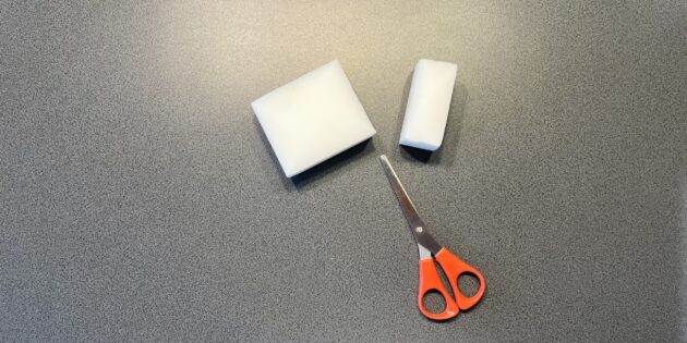 Как пользоваться меламиновой губкой: отрежьте кусочек