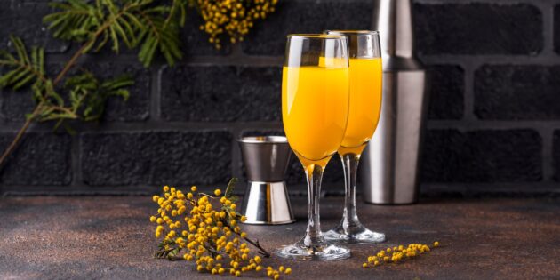 Классическое меню на Новый год — 2024: алкогольный коктейль «Мимоза»