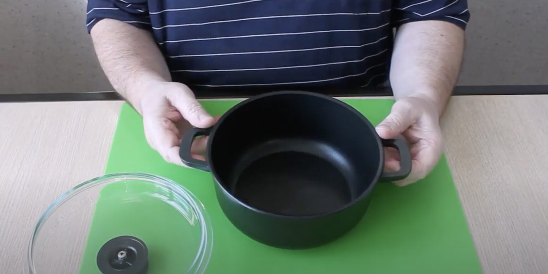 Эффективные методы очистки сковород с антипригарным покрытием