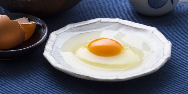 Как определить свежесть яйца