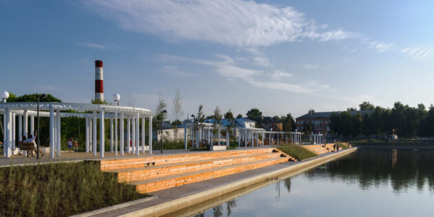 New public spaces: embankment and park near the Bobrinsky Palace, Bogoroditsk