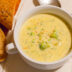 Сырный суп с брокколи и чеддером