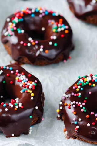 Шоколадные пончики в духовке
