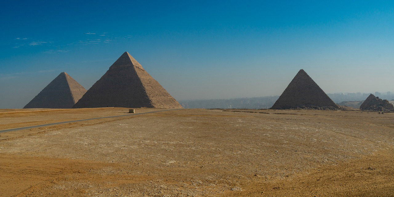 Археологи нашли загадочное подземное сооружение рядом с пирамидами Гизы