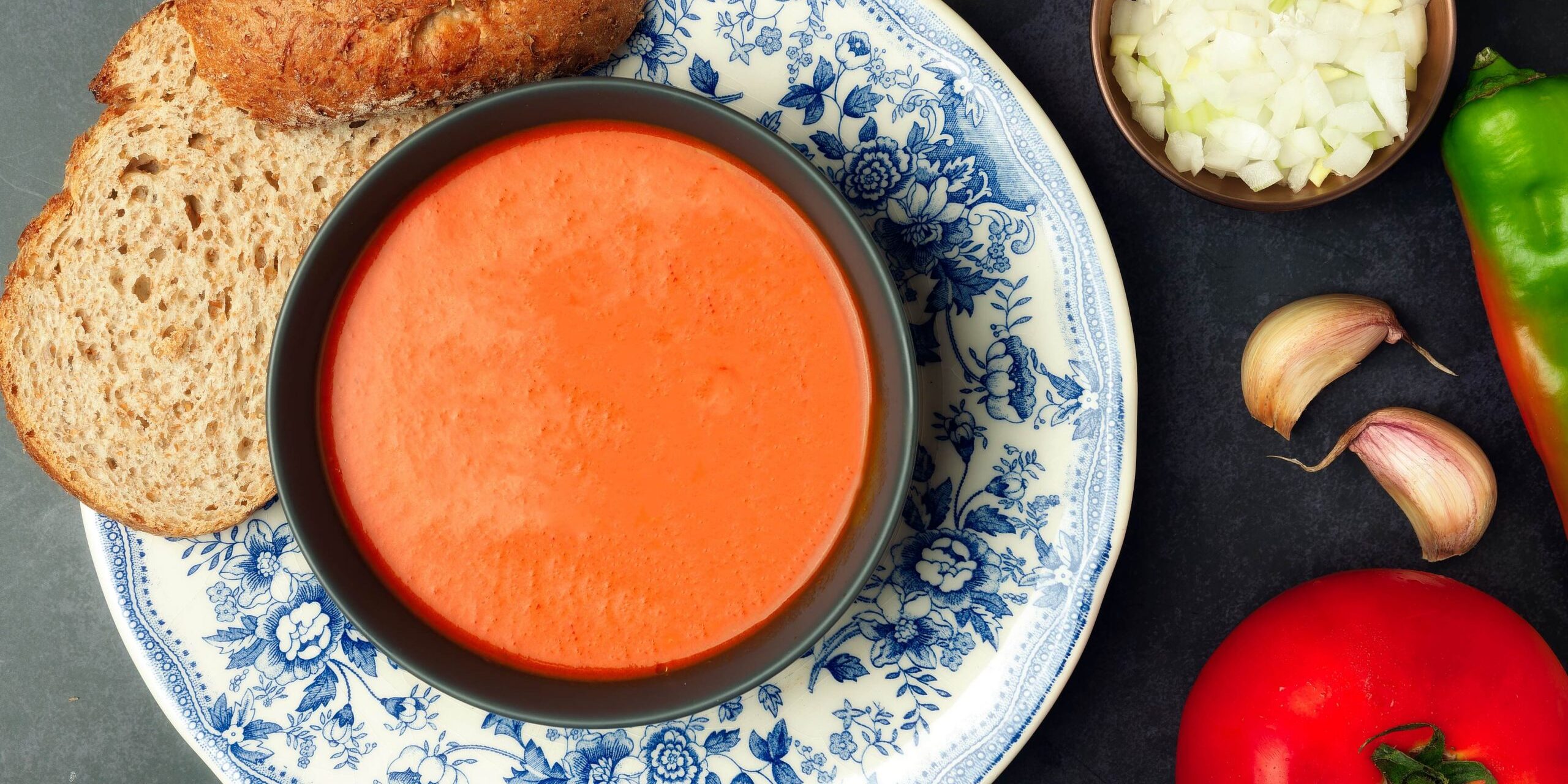 Гаспачо из помидоров и перца: рецепт холодного супа