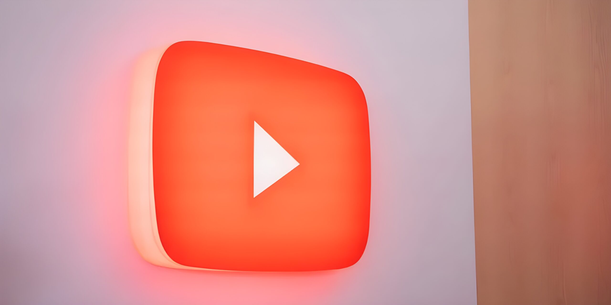 YouTube тестирует технологию встраивания рекламы в видео — это не позволит блокировщикам её убирать