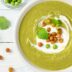 Суп из свежего зелёного горошка с хрустящим нутом: рецепт