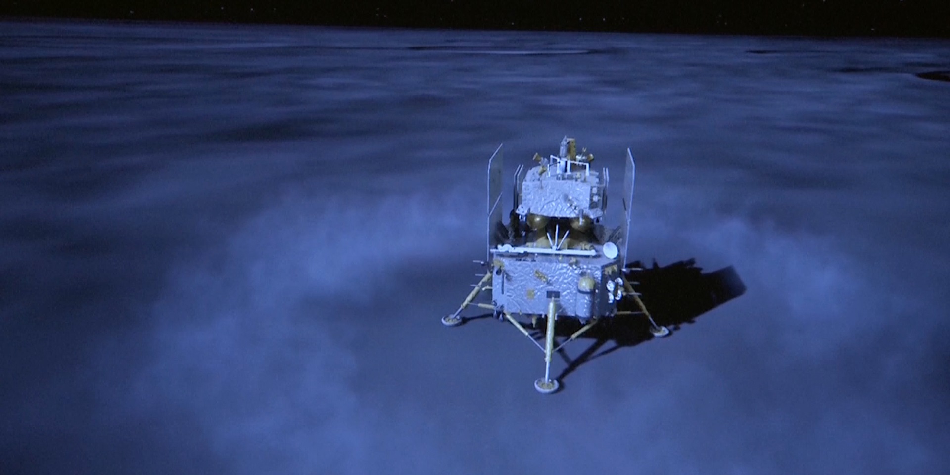 Китайский аппарат «Чанъэ-6» успешно сел на обратной стороне Луны