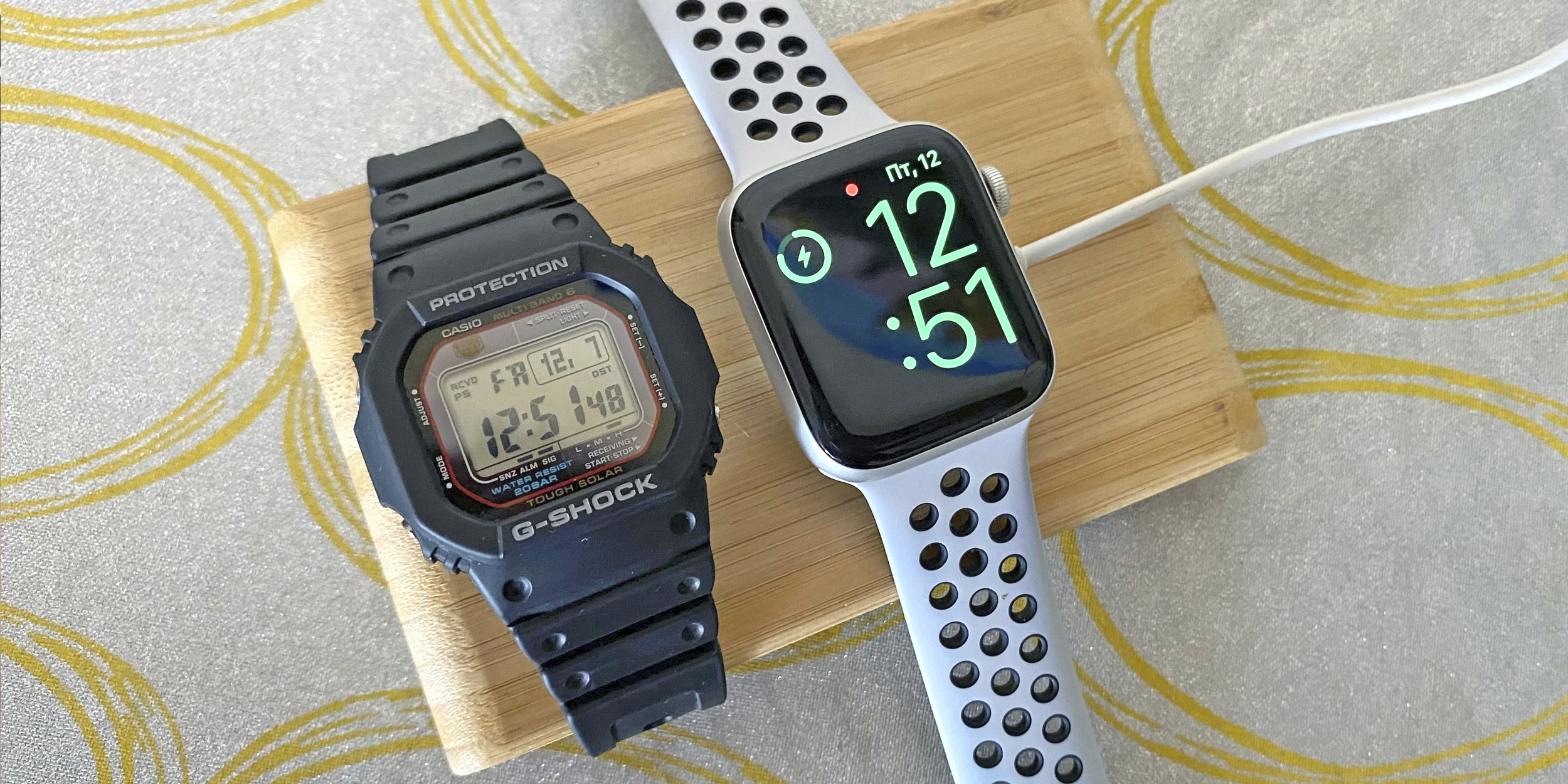 Обычные и умные часы: Casio G-Shock M5610 и Apple Watch S