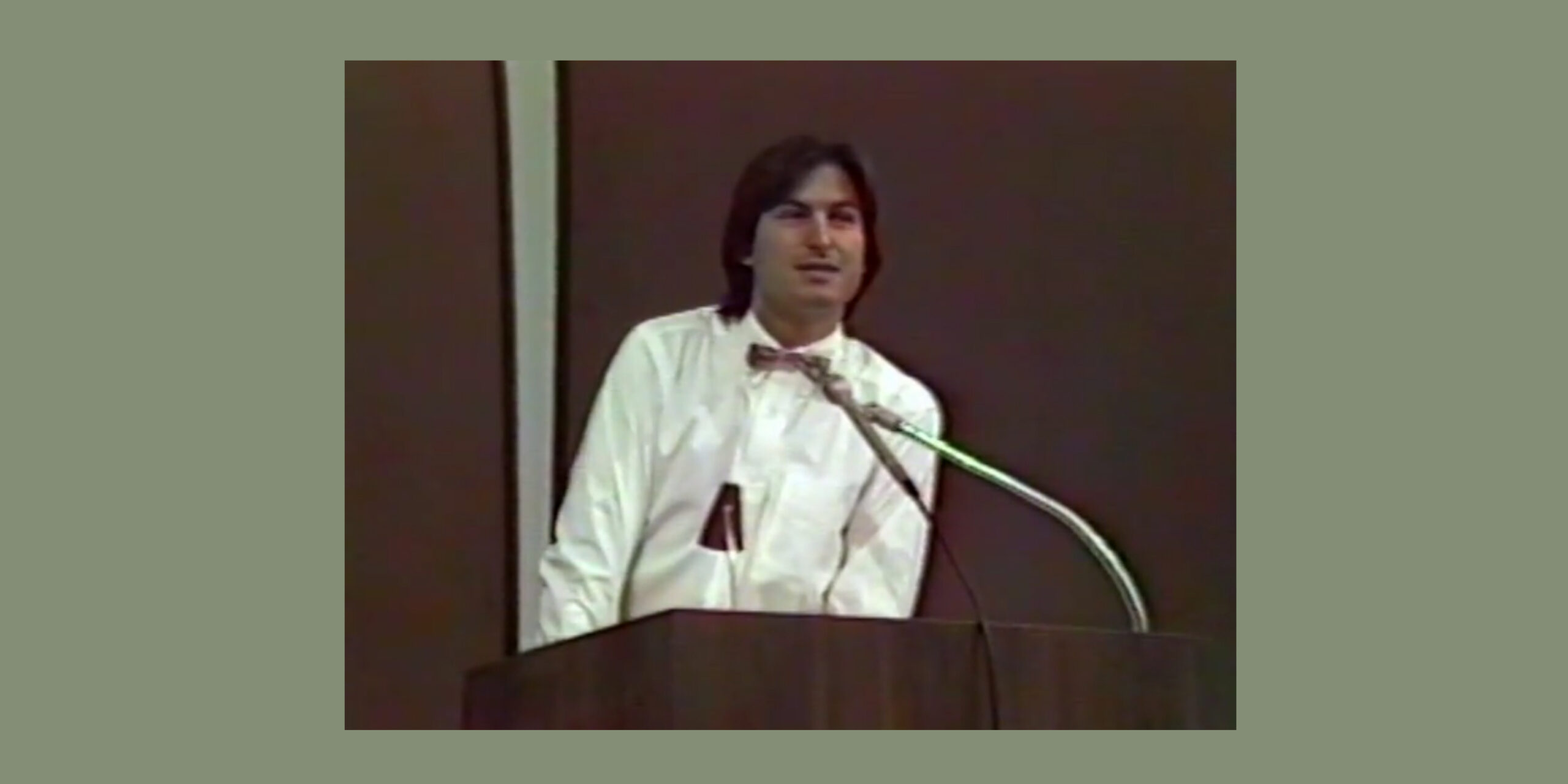 В Сети появилось видео 1983 года, в котором Стив Джобс предсказывает будущее компьютеров