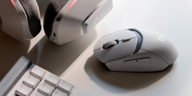 «Батарея никогда не умрёт»: Logitech представила мышку G309 с зарядным ковриком