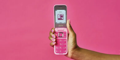 HMD Barbie Phone