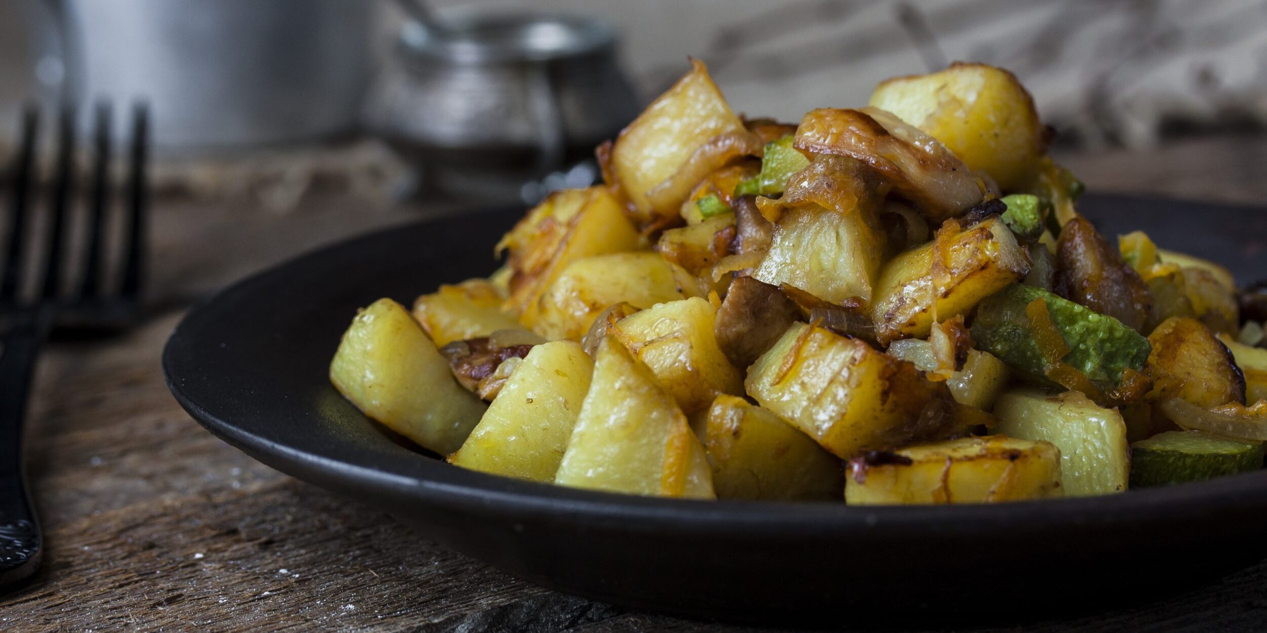 Кабачки с картошкой и грибами