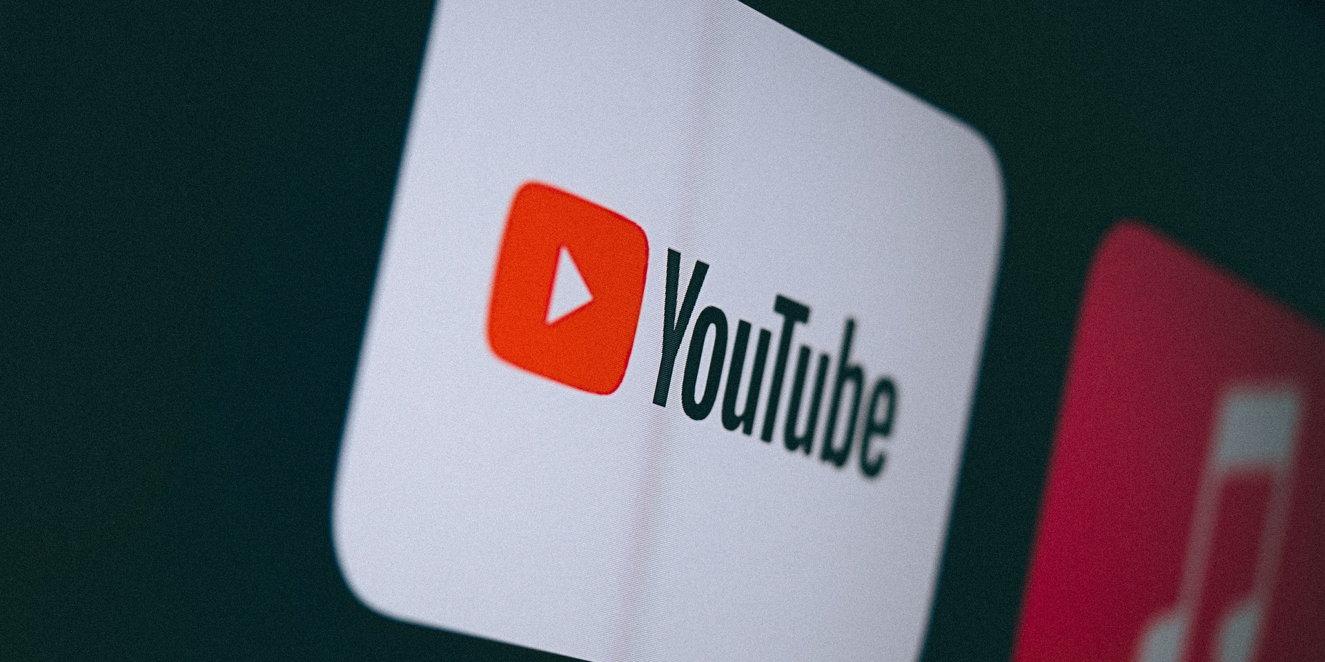 В России опровергли блокировку YouTube через три-пять месяцев