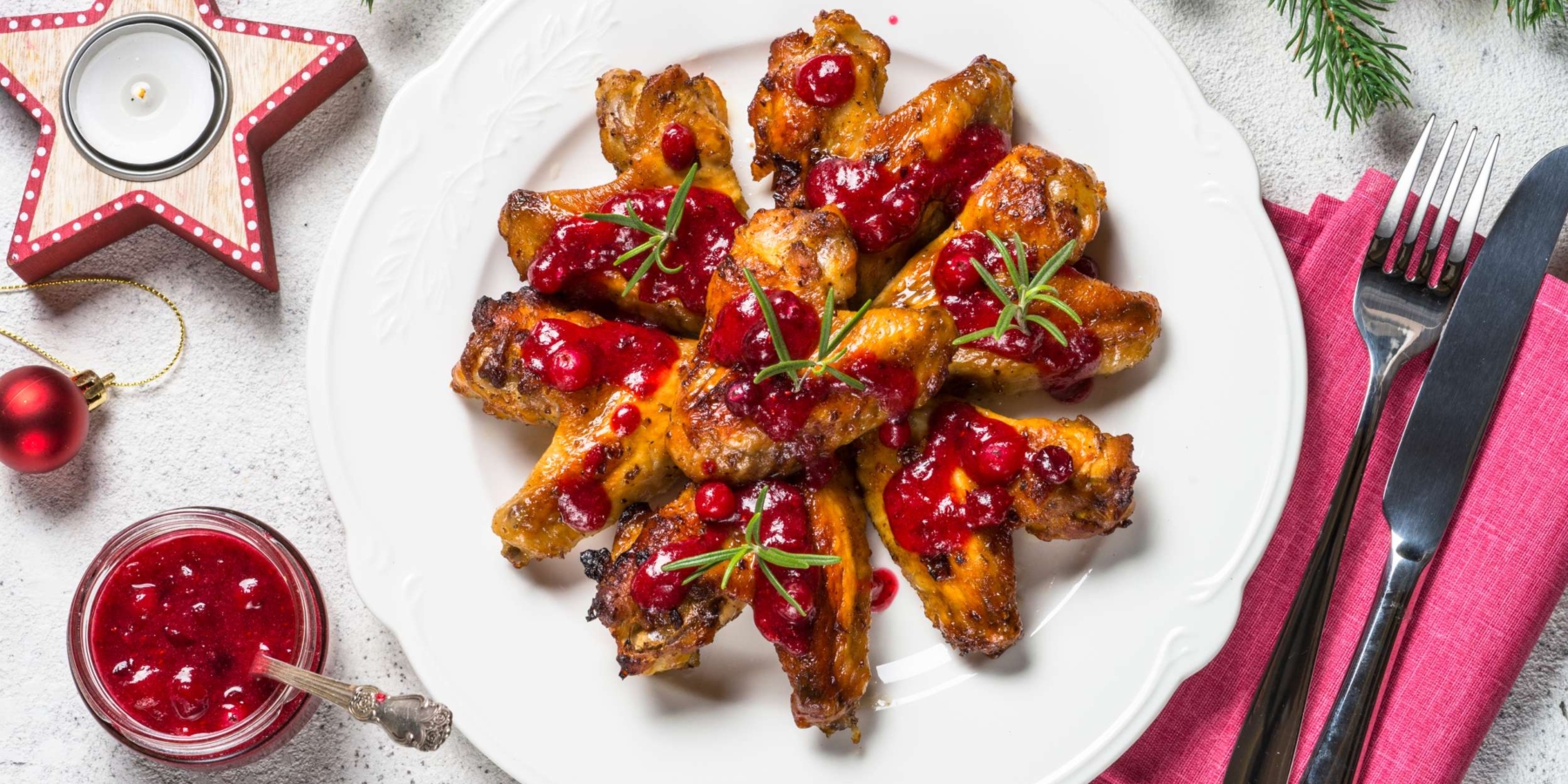 Куриные крылья с овощами и соусом терияки (на сковороде)