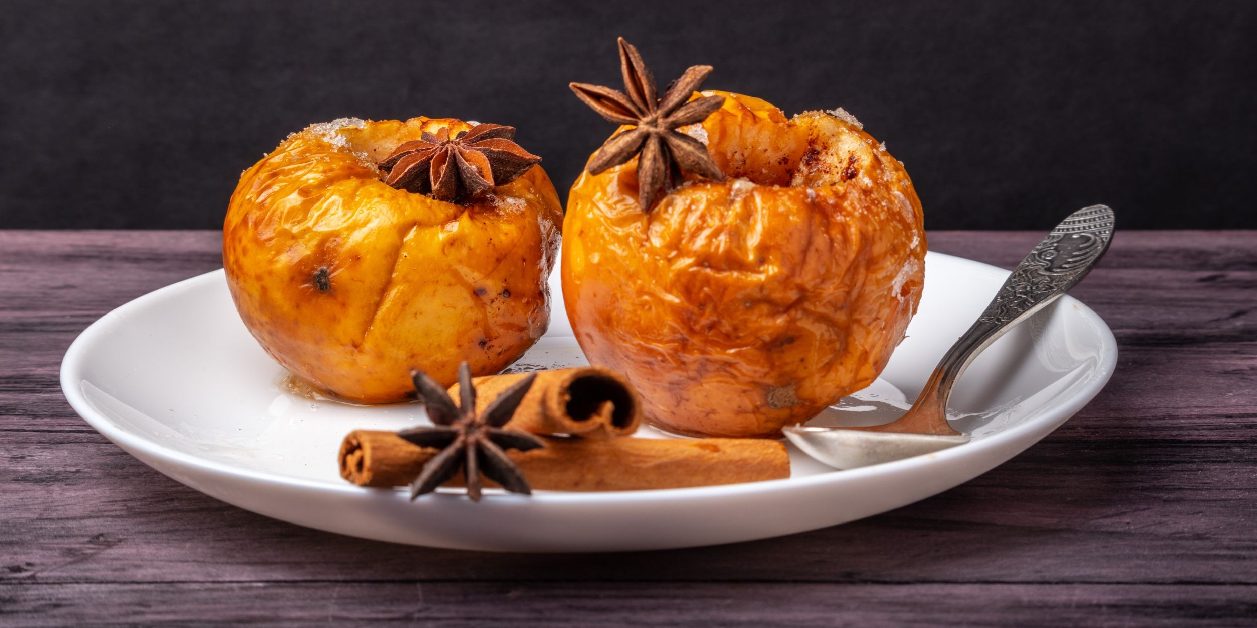 Печеные яблоки с портвейном