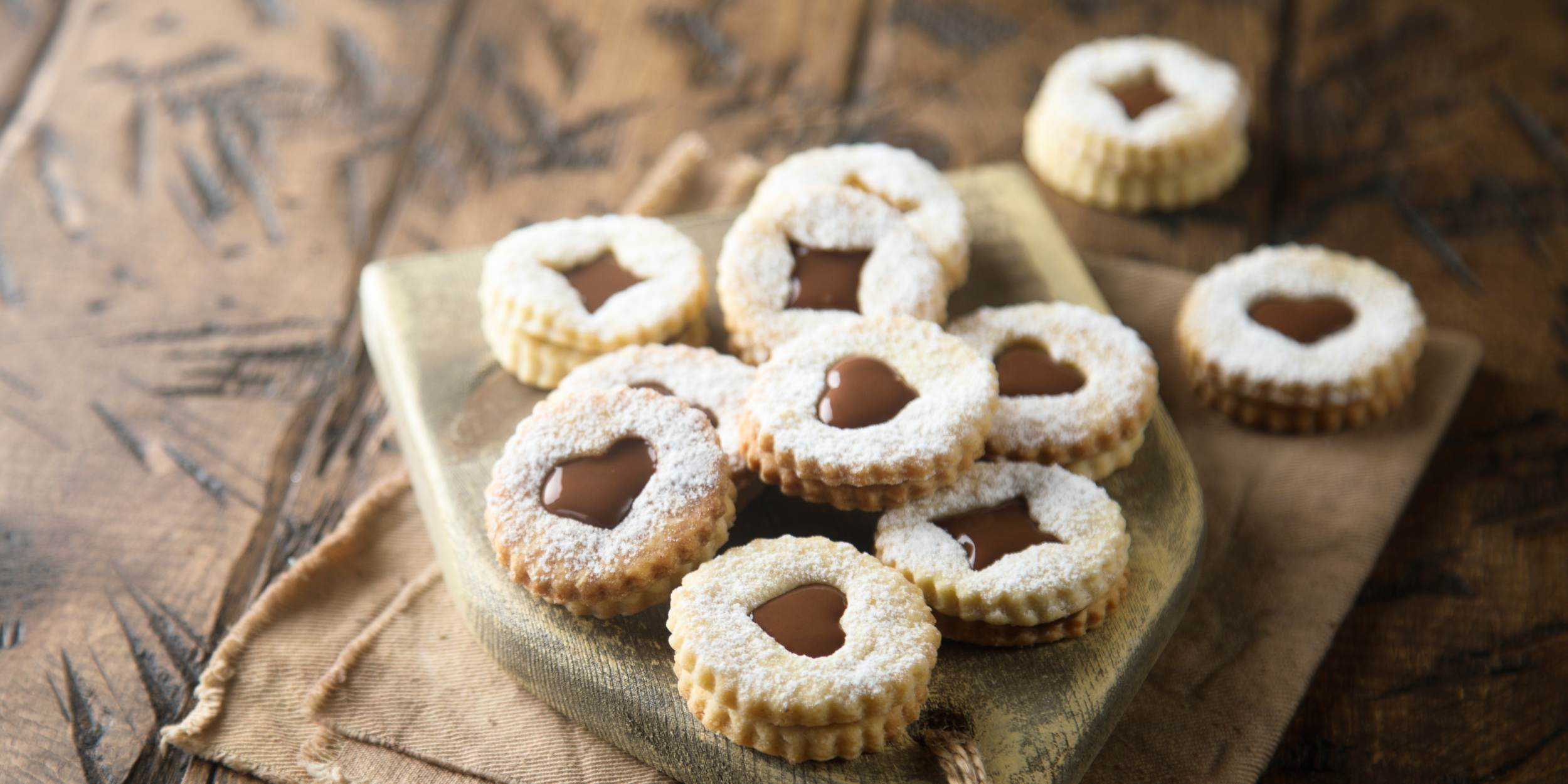 Апельсиновое печенье с розмарином и шоколадной прослойкой