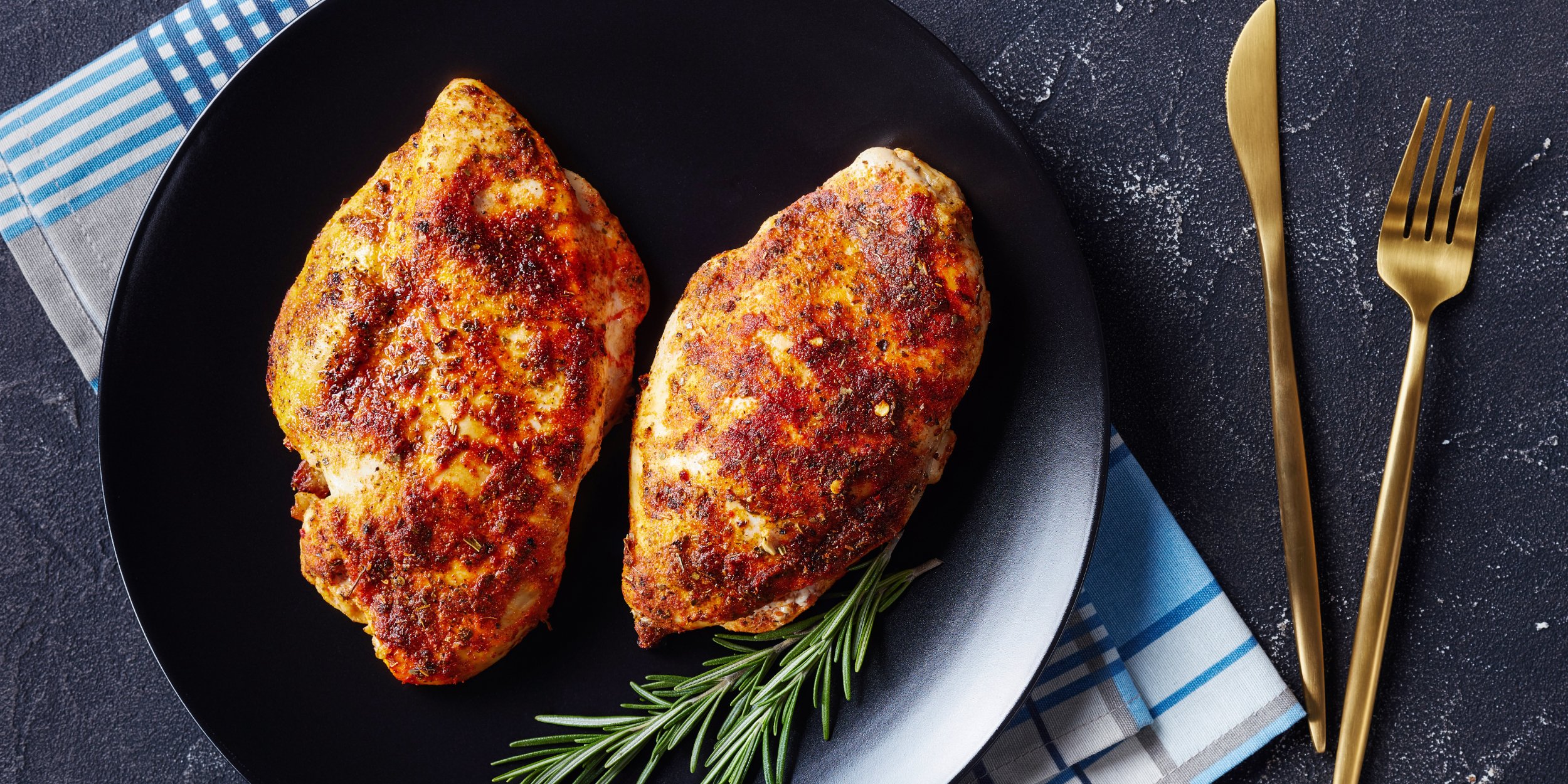 Жареные куриные грудки с фенхелем и розмарином