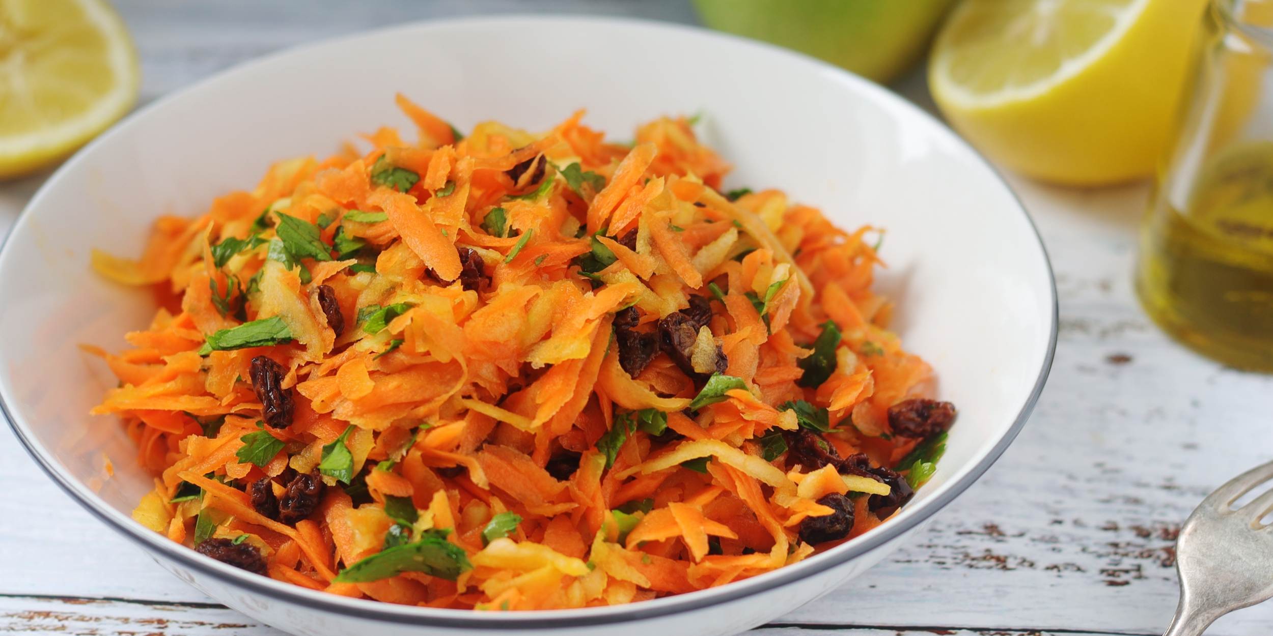 Пряный морковный салат с кунжутом