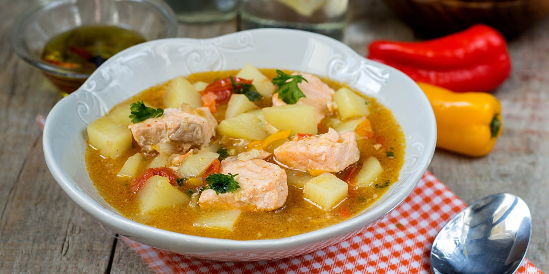 Рыбный суп со сметаной