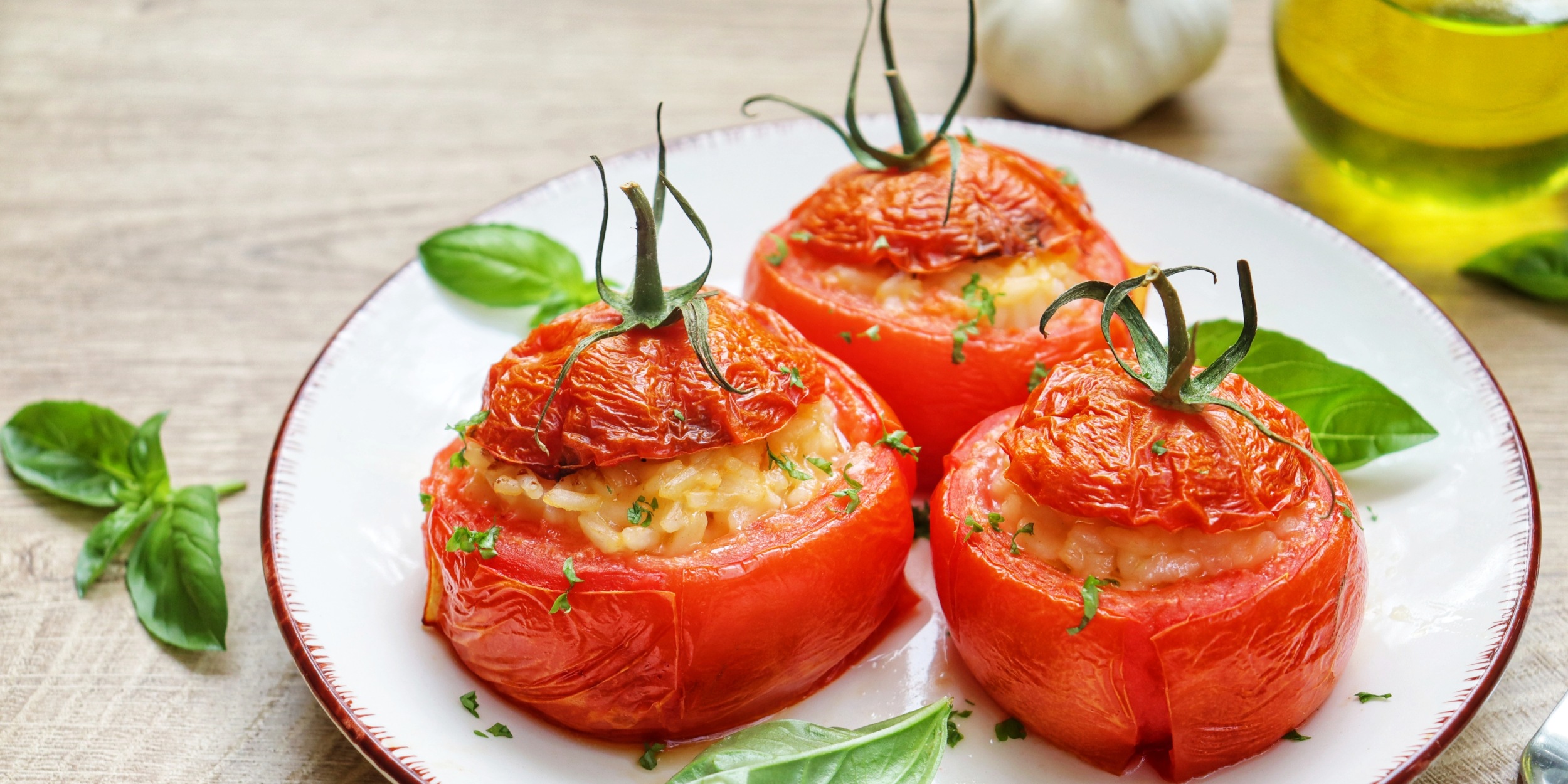 Помидоры, фаршированные рисом