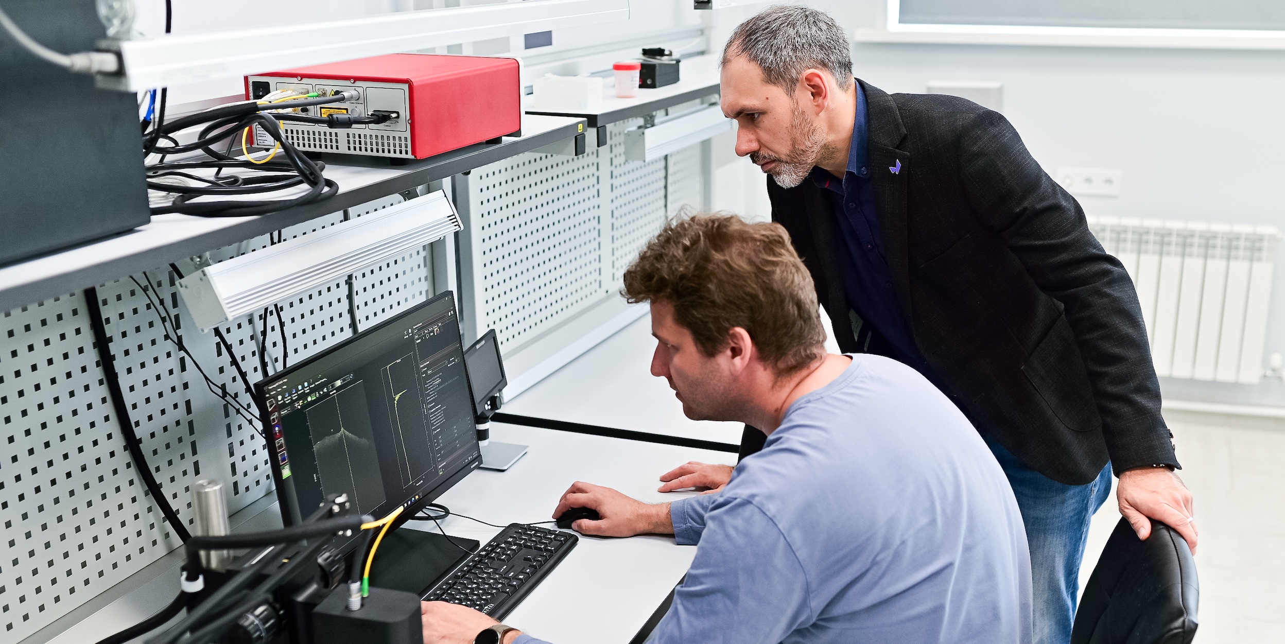 Главное — практика? Почему в учёбе так важно работать над реальными задачами