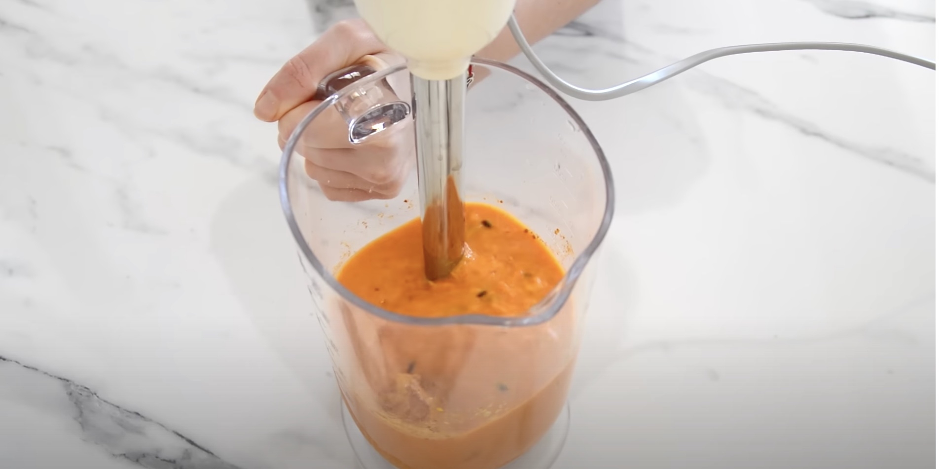 Когда опрыскивать смородину от вредителей весной