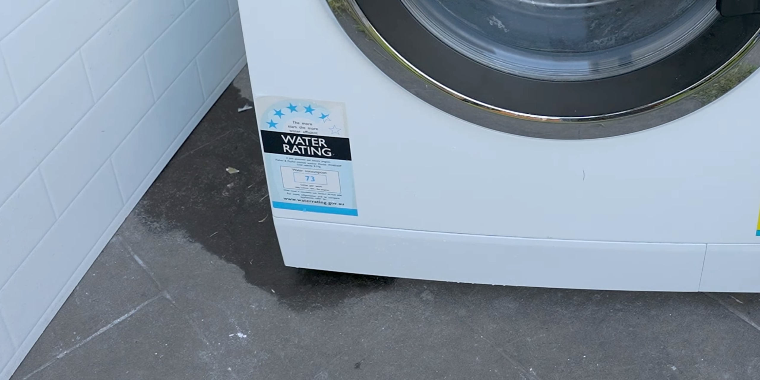 Что делать, если потекла стиральная машина