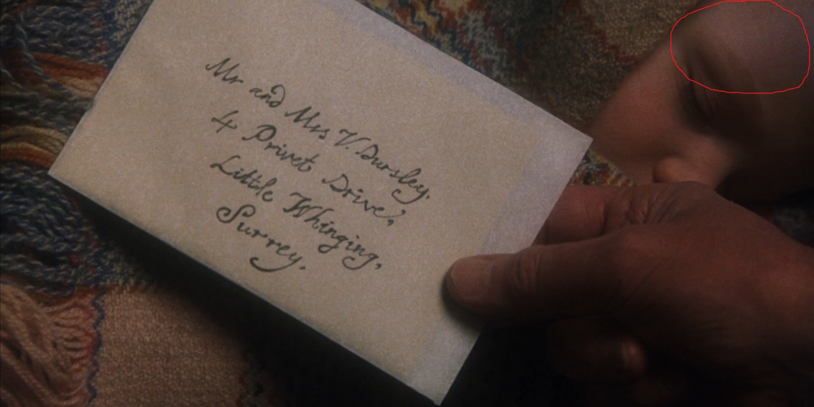 Кадр из фильма «Гарри Поттер и философский камень» Киноляпы в фильме «Гарри Поттер и философский камень»