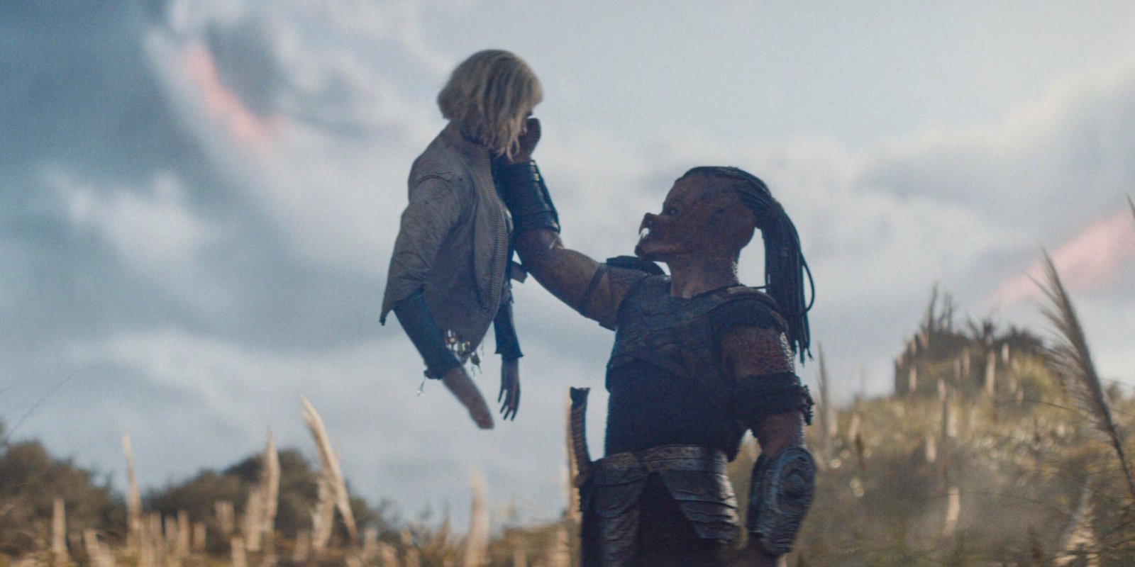 Кадр из фильма «Хищник: Планета смерти» 2025 года