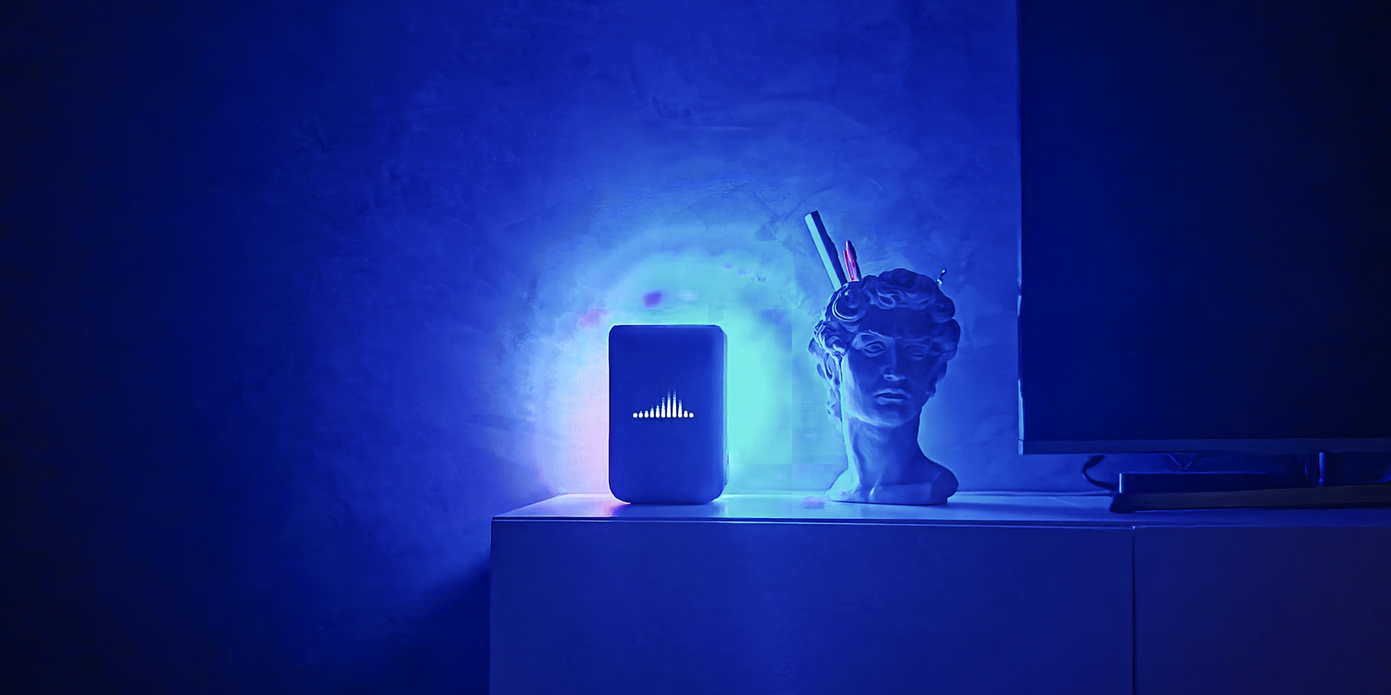 Вид в темноте Обзор «Яндекс Станции 3»: вид в темноте