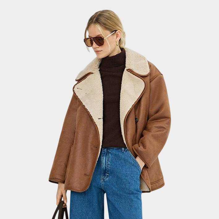 Кожаная куртка от O'stin