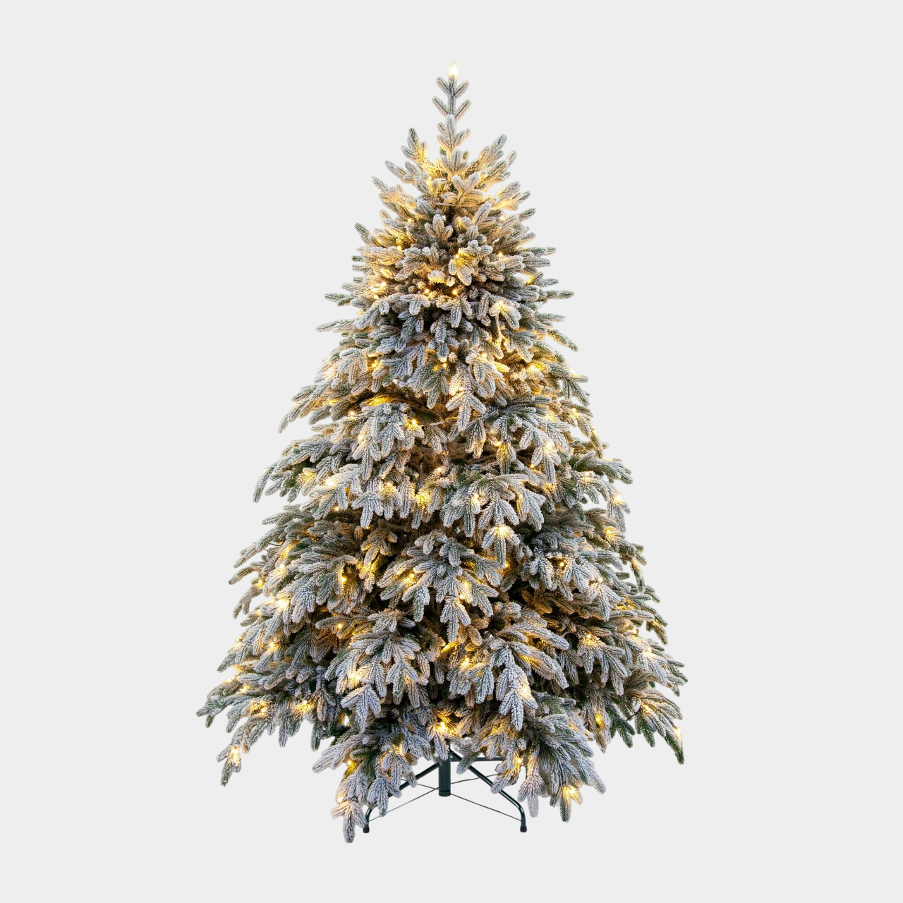 Ёлка со снегом и подсветкой от «Царь-ёлки»