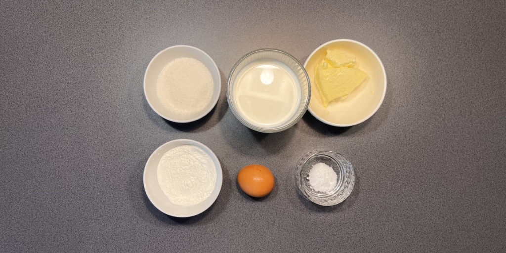 Булочки «Лакомка» с заварным кремом: Подготовьте ингредиенты для крема