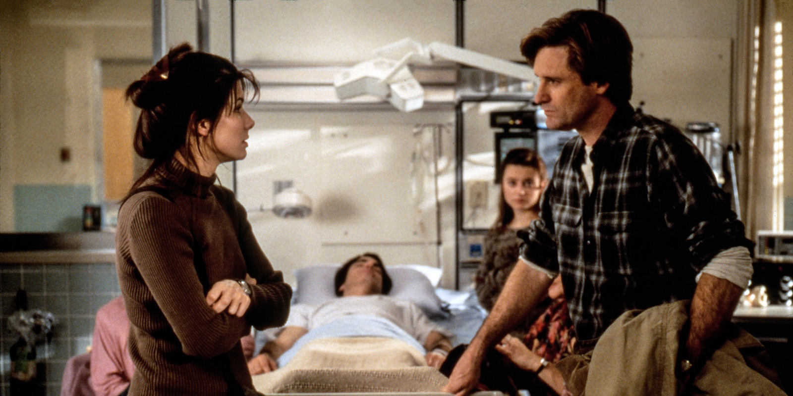 Лучшие новогодние фильмы: «Пока ты спал»