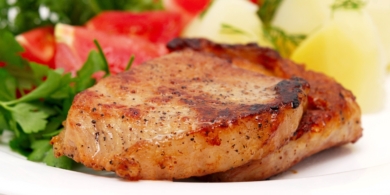 Свинина, запечённая в масляном соусе за 30 минут