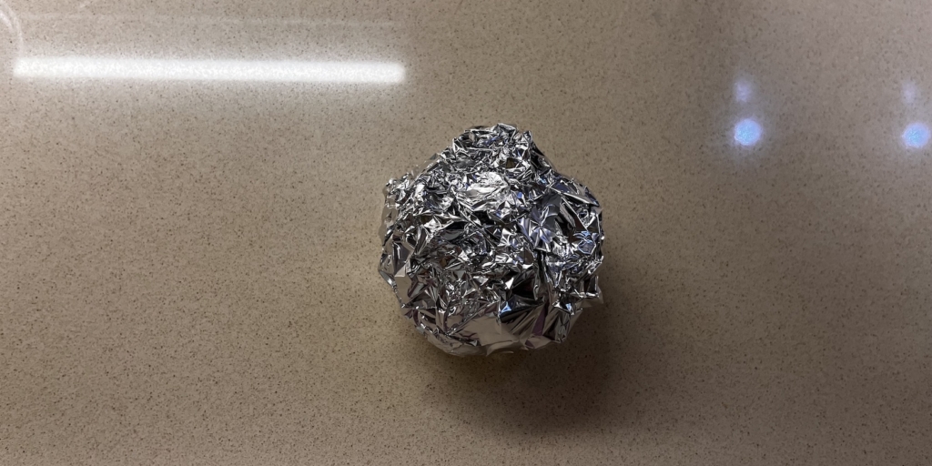 Оберните корнеплоды Как запечь свёклу в духовке в фольге целиком: оберните корнеплоды