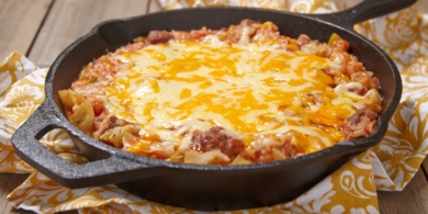 Сочная запеканка из капусты и фарша с сыром